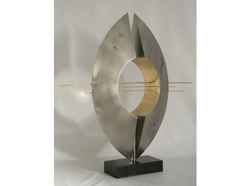  | SOL Y LUNA | W61 X D12 X H46 cm stainless steel and brass Ed. 10 